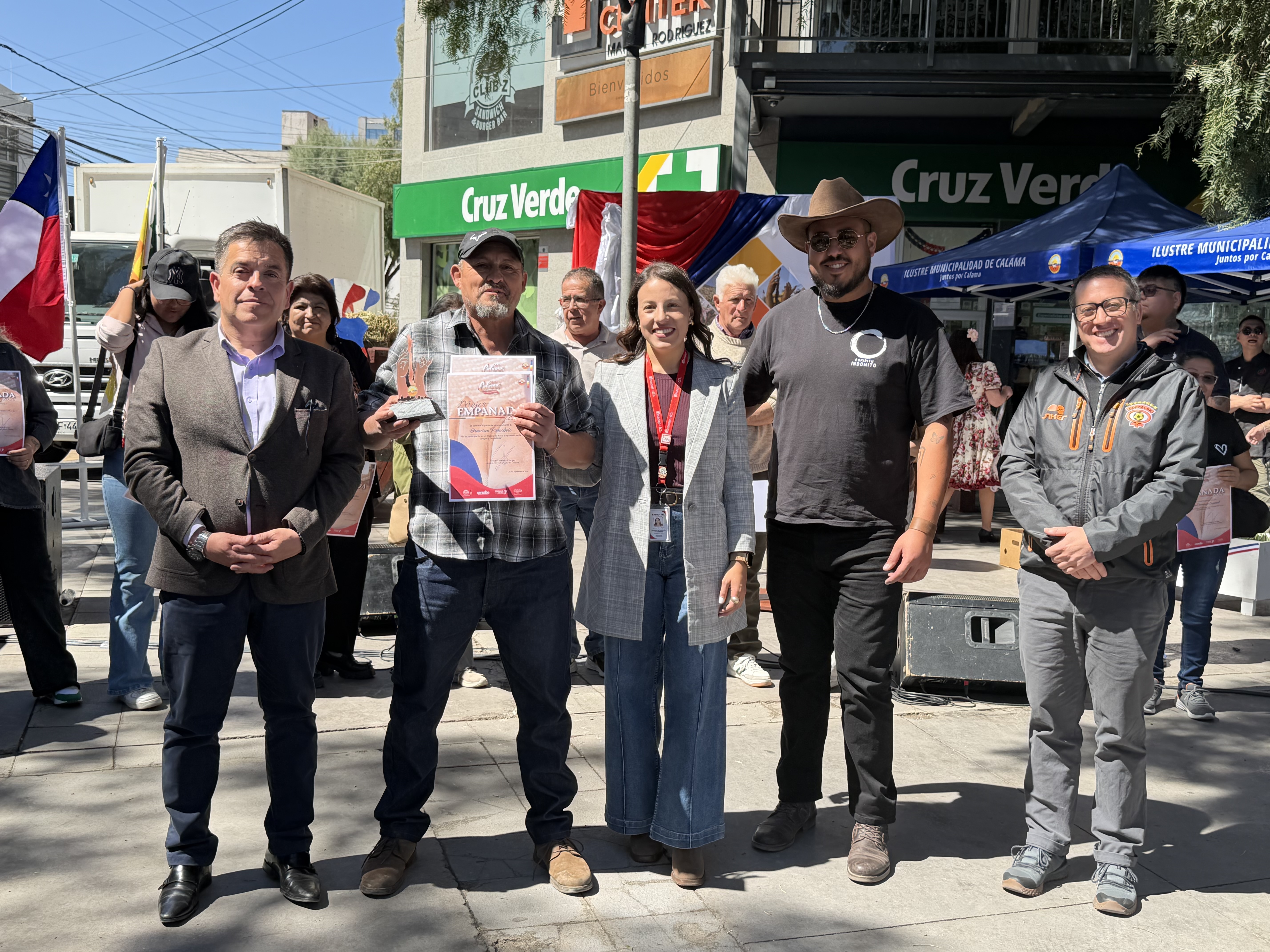 HOY SE CONOCIÓ A LA GANADORA  DE LA MEJOR EMPANADA DE CALAMA 2026 - imagen 1